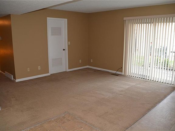 5th image of 6921 N Parkway Dr #6921