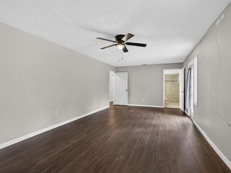 16932 Okeechobee Blvd — Photo 34