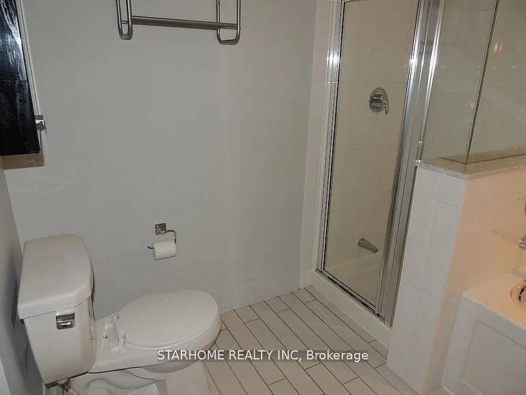 29 Singer Ct #Townhouse 02 — Photo 13