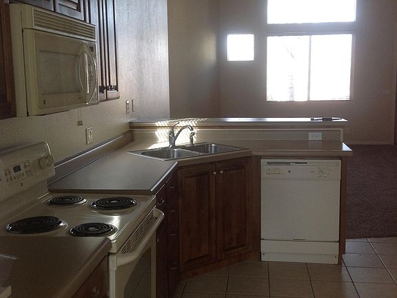 5th image of 124 Las Hurdes Dr Unit 1B