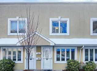 59 Chestnut St #B, Weehawken, NJ 07086