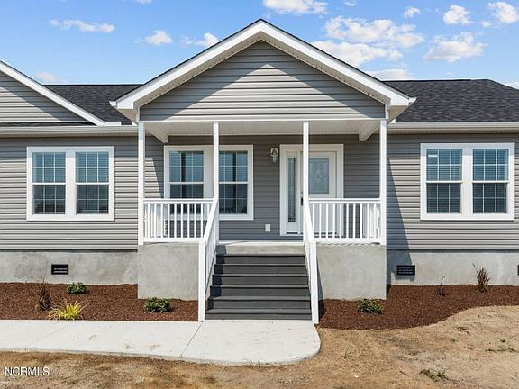 2nd image of 205 Mayflower Dr