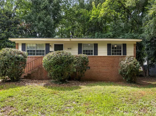9408 Spruce Pine Pl, Charlotte, NC 28210