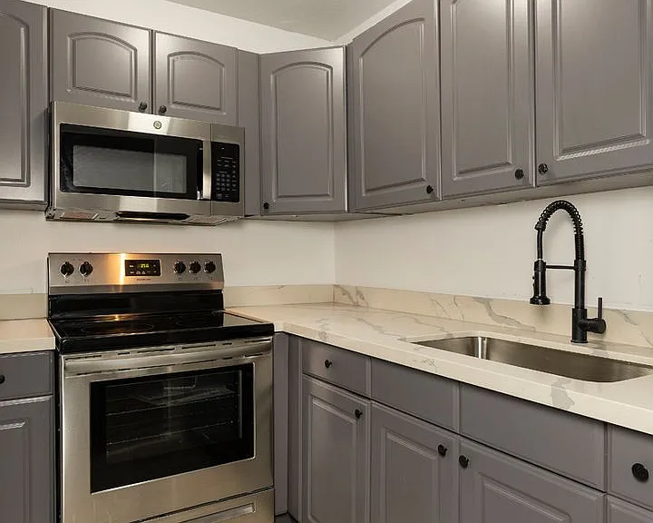 The Willis Apartments — Photo 49