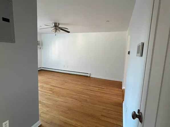 22-71 33rd Street image 1 of 11