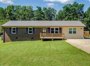 128 Renola Dr, Archdale, NC 27263