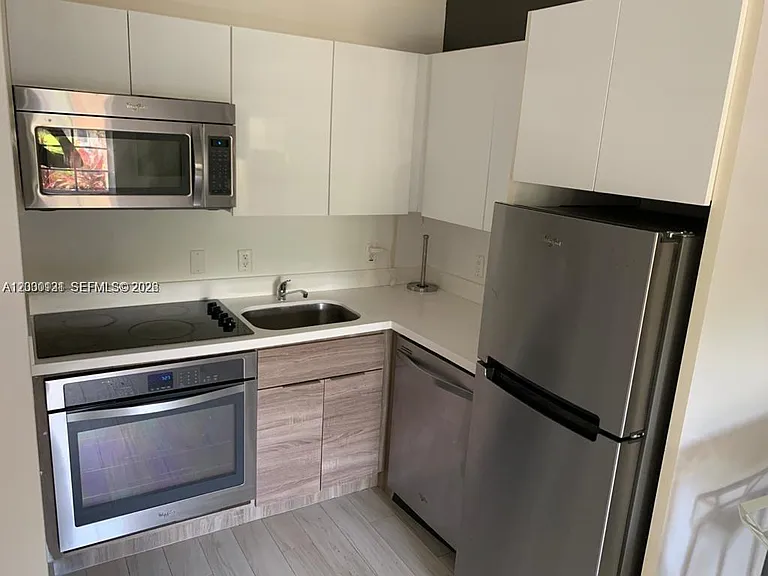 1450 Meridian Ave #105 — Photo 5