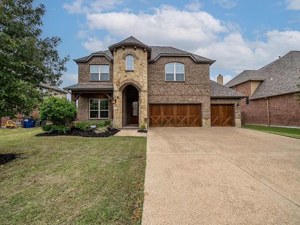 1st image of 971 Sagebrush Dr