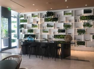 55 SW 9th St APT 1607, Miami, FL 33130