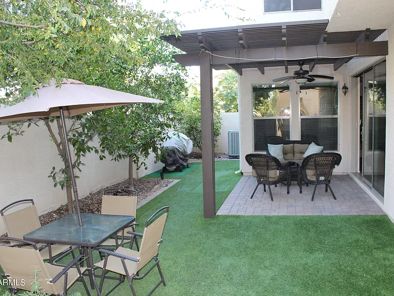 3457 S Swan Dr — Photo 2