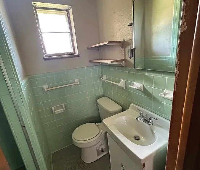 2741 SW 54th Pl — Photo 10