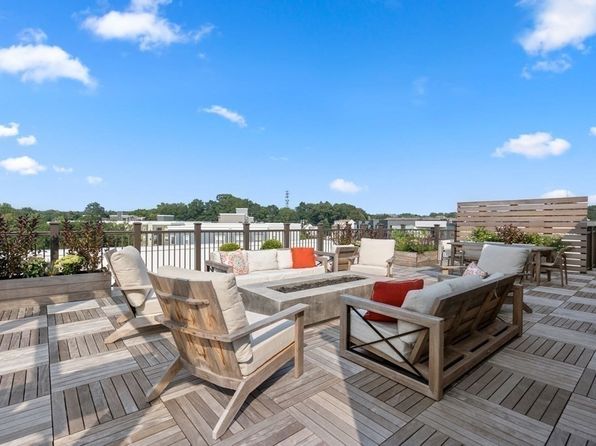 15 Revolution Way #2103, Canton, MA 02021
