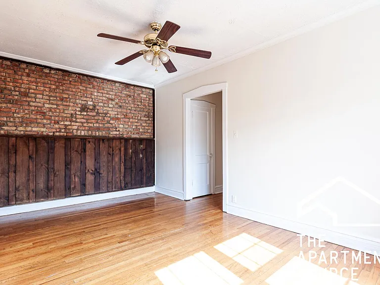 959 W Cornelia Ave #3A — Photo 1