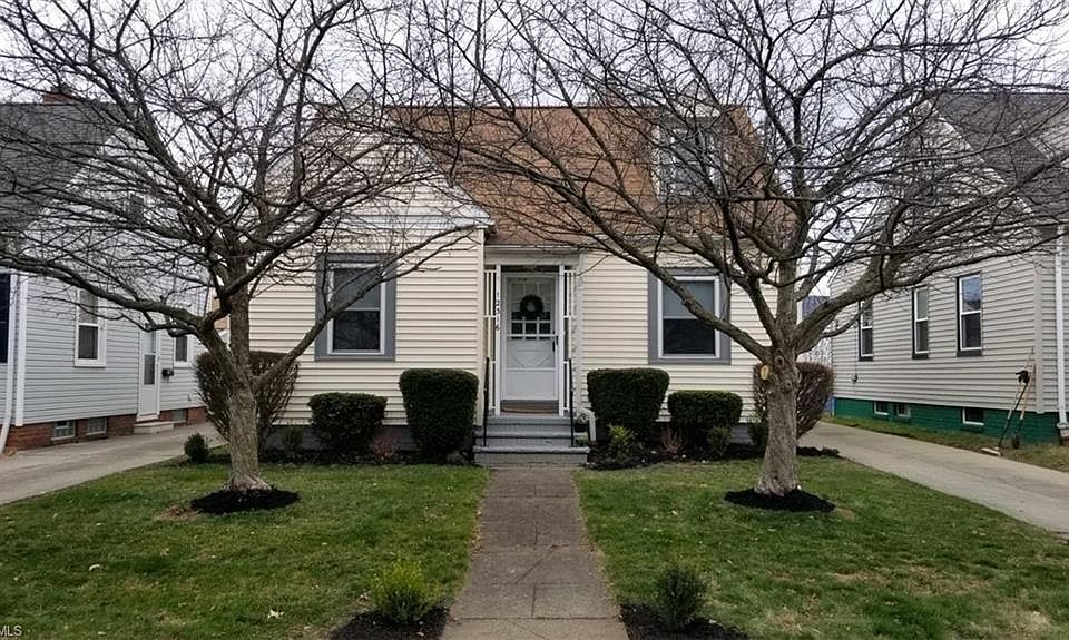 1st image of 12316 Wayland Ave