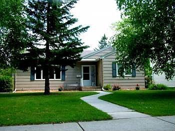 1st image of 406 Kneale Ave S