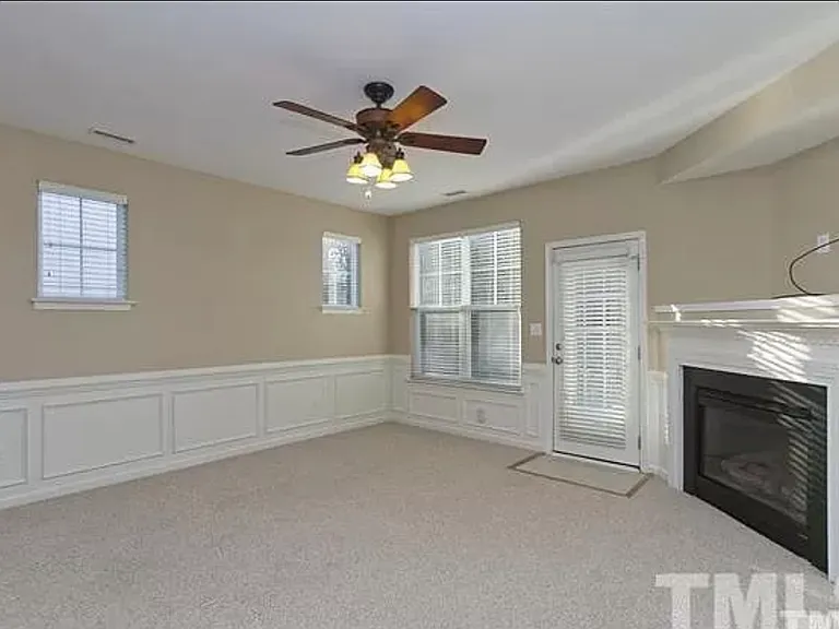8821 Camden Park Dr #1 — Photo 10