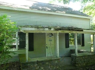 989 Hatlee Rd, Ballston Lake, NY 12019