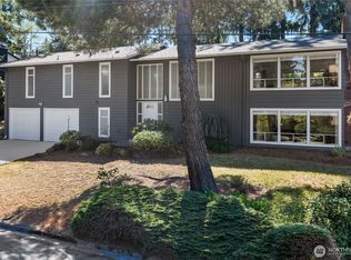 6215 122nd Ave SE, Bellevue, WA 98006
