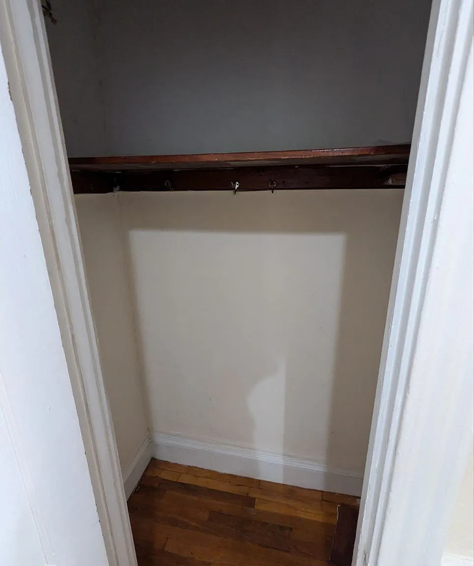 Studio, 450 sqft, $1,900 — Photo 3