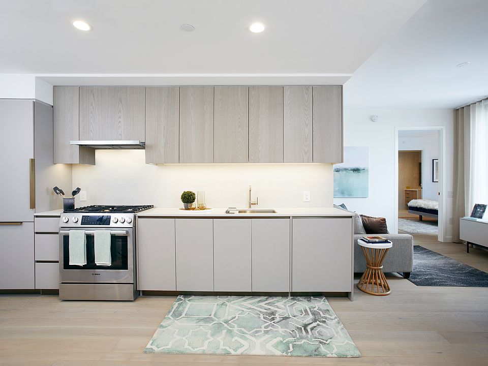 1st image of 3 Court Sq APT 1805