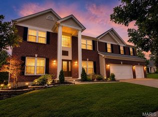 902 Stablefield Ct, Saint Louis, MO 63141