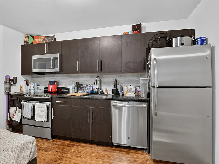 Sanctuary Lofts — Photo 37