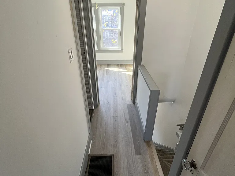 605 Lehigh Ave — Photo 12