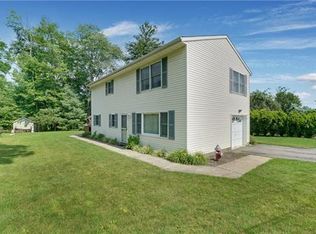 2 Mabey Ln, Lincoln Park, NJ 07035