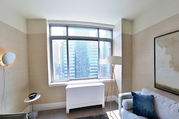 Rented by Greystar | media 8