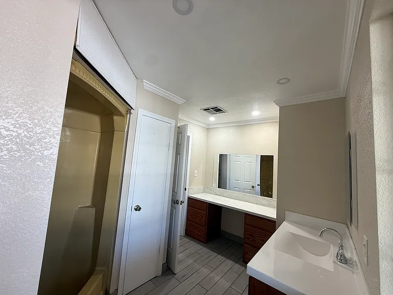 5711 Columbia Way #57 — Photo 8