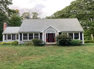 40 Perry St, Douglas, MA 01516