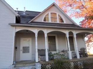 704 Olive St, Carthage, MO 64836