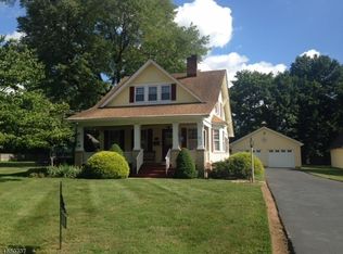 108 Grant Ave, Middlesex, NJ 08846