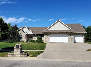 2008 Nicklaus Dr, Findlay, OH 45840