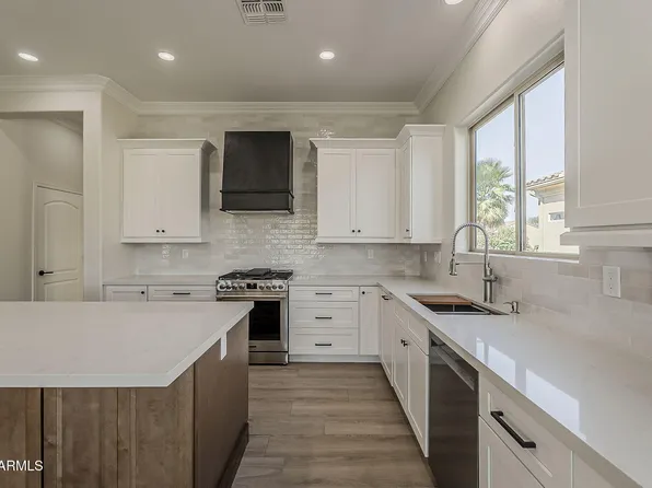 22004 N PEDREGOSA Drive, Sun City West, AZ 85375