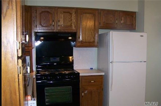 2nd image of 145 Caldwell Ave