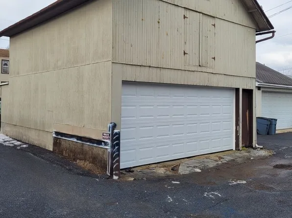 132 South 5th Ave, 132 S 5th Ave, Lebanon, PA 17042