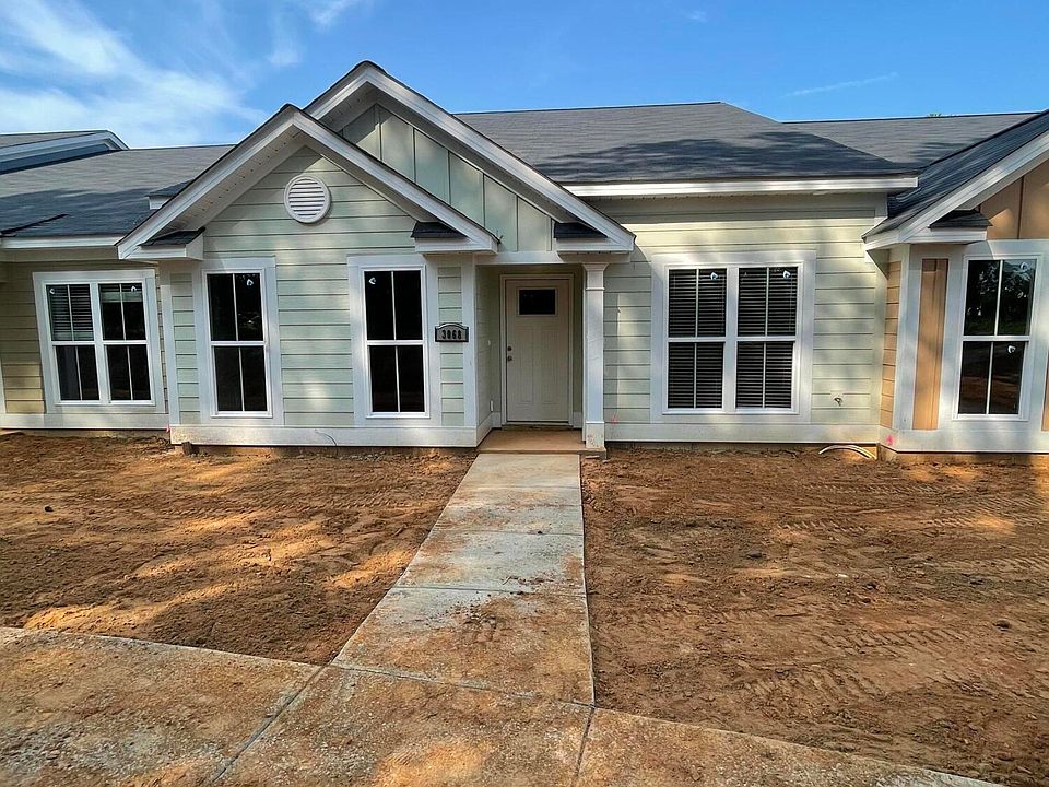 2nd image of 3068 Stanhope Drive