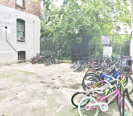 Rented by Uptown Flats LLC | media 15