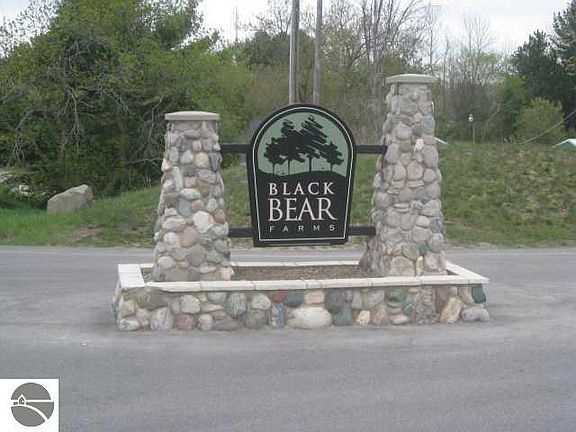 3rd image of 4809 Black Bear Dr Unit 24