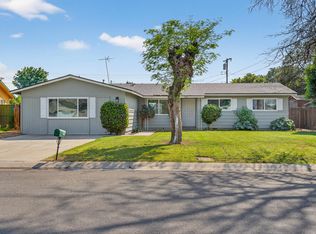1119 W Dove Drive, Visalia, CA