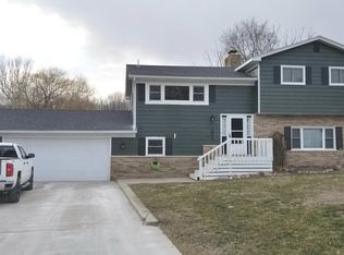 253 Scott Rd, Smiths Creek, MI 48074
