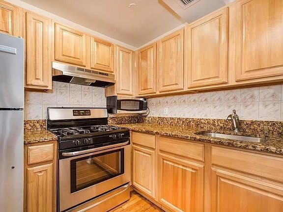 4th image of 394 E 8th St APT 4F