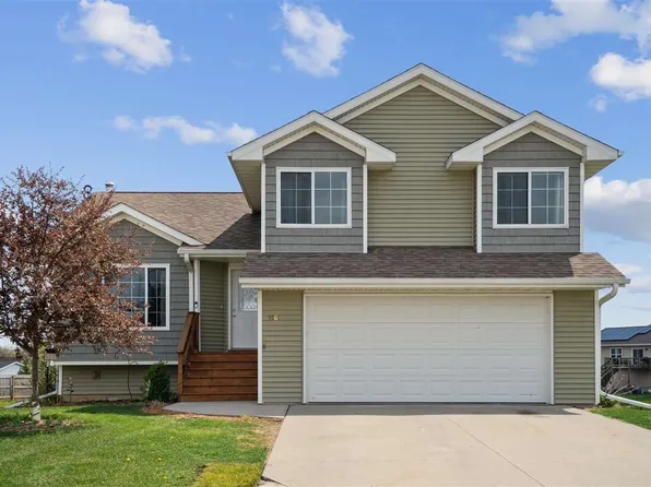 1661 Ashlynd Ct, Iowa City, IA 52240