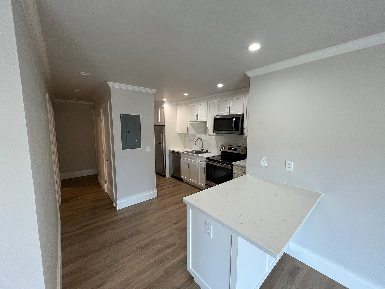 2 bed, $2,695 — Photo 3