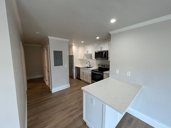 3rd image of 3573 Terrace Way #21