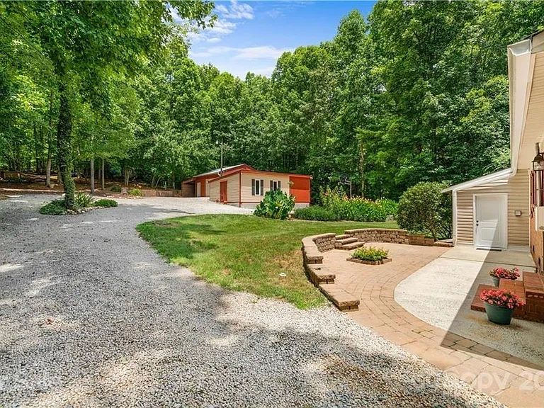 6214A Bud Huey Rd — Photo 23