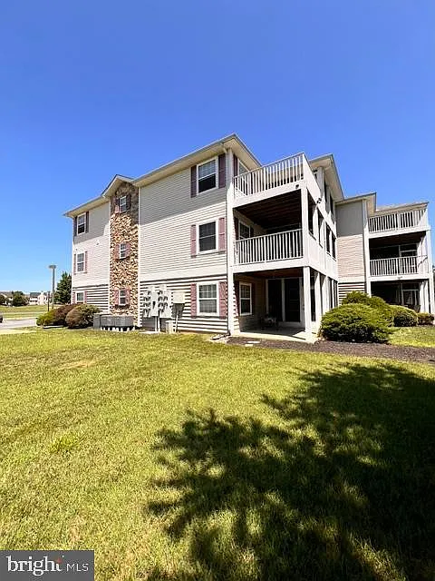 1880 Congressional Village Dr #8104