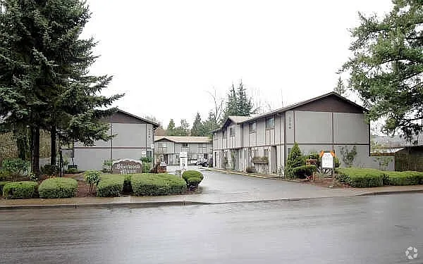Sherwood Manor Apts — Photo 6