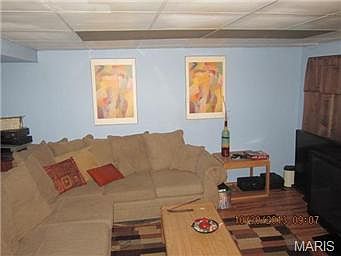 5th image of 3033 Wheaton Ave